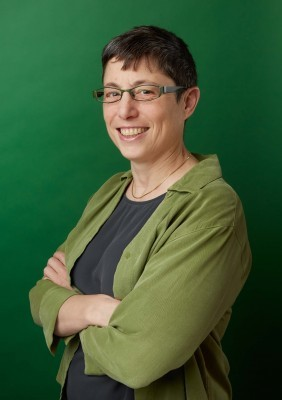 Barbara Raab